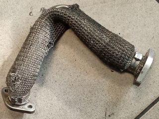 bontott AUDI Q7 EGR Hűtő Cső