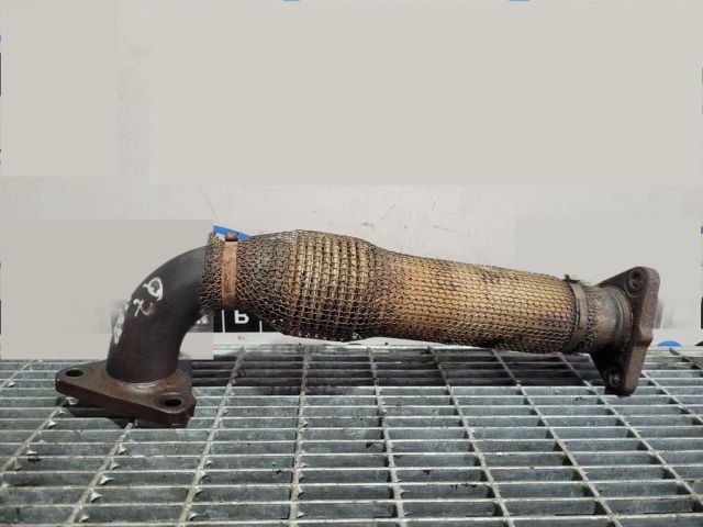 bontott AUDI Q7 EGR Hűtő Cső