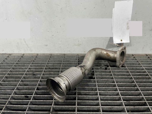 bontott AUDI Q7 EGR Hűtő Cső