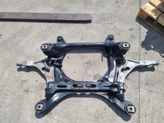 bontott AUDI Q7 Első Bölcső