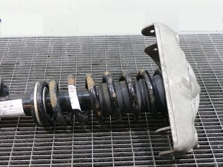 bontott AUDI Q7 Első Rugó