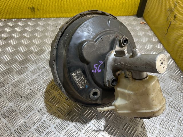 bontott AUDI Q7 Fékrásegítő