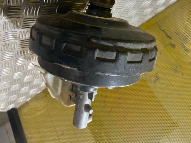 bontott AUDI Q7 Fékrásegítő