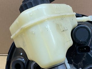 bontott AUDI Q7 Fékrásegítő