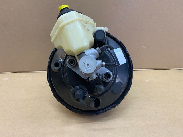 bontott AUDI Q7 Fékrásegítő