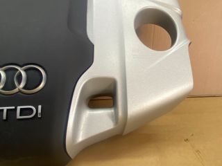 bontott AUDI Q7 Felső Motorburkolat