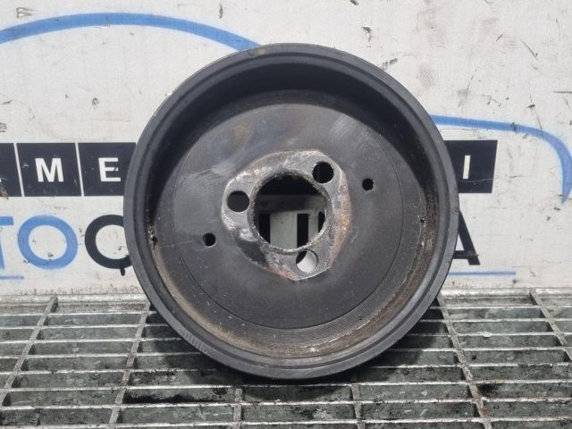 bontott AUDI Q7 Főtengely Szíjtárcsa