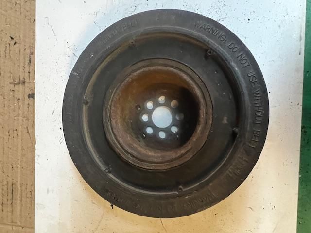 bontott AUDI Q7 Főtengely Szíjtárcsa