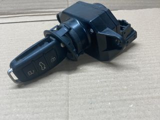 bontott AUDI Q7 Gyújtáskapcsoló Házzal