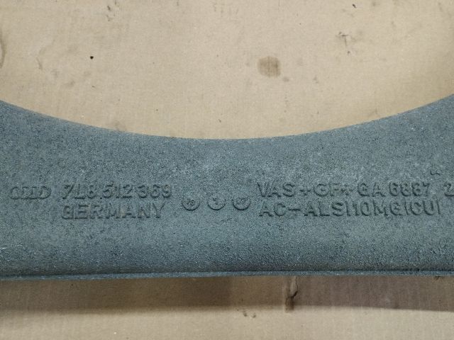 bontott AUDI Q7 Hátsó Bölcső