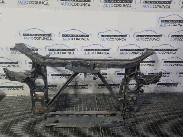 bontott AUDI Q7 Homlokfal (Üres lemez)