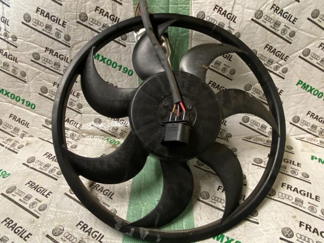 bontott AUDI Q7 Hűtőventilátor