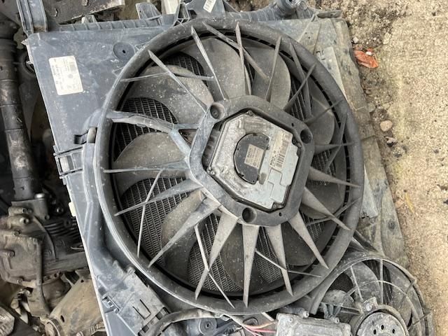 bontott AUDI Q7 Hűtőventilátor