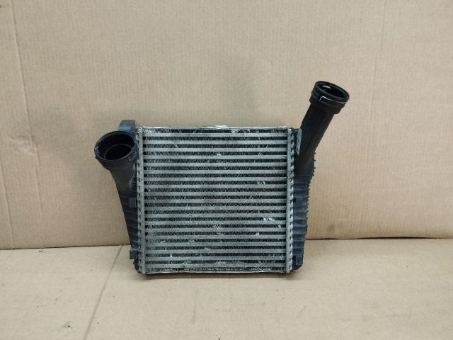 bontott AUDI Q7 Intercooler