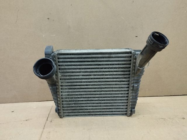 bontott AUDI Q7 Intercooler