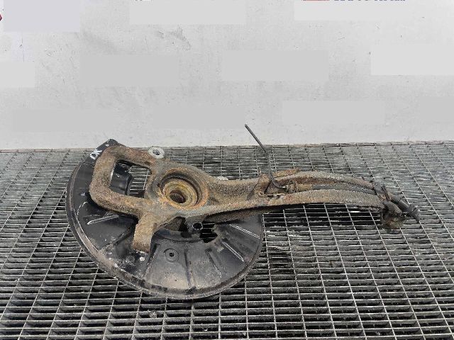 bontott AUDI Q7 Jobb első Csonkállvány