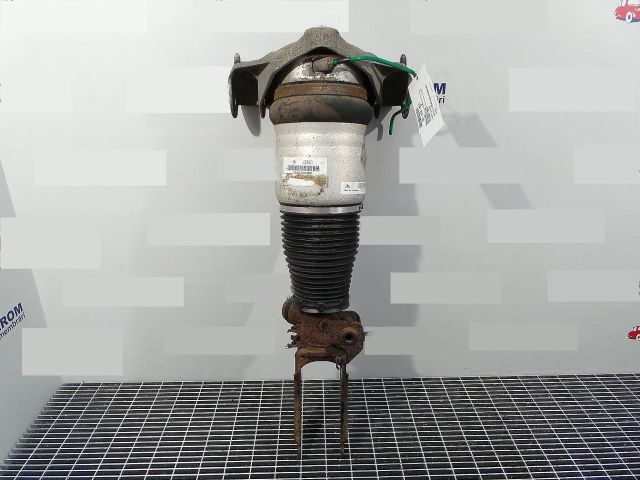 bontott AUDI Q7 Jobb első Lengéscsillapító