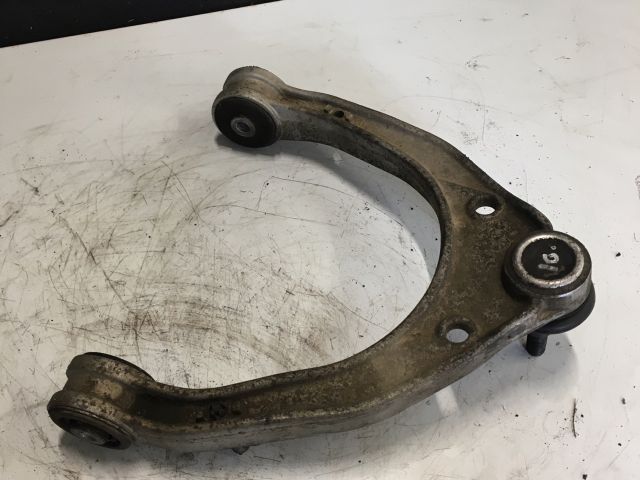 bontott AUDI Q7 Jobb első Lengőkar