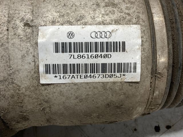 bontott AUDI Q7 Jobb első Rugó