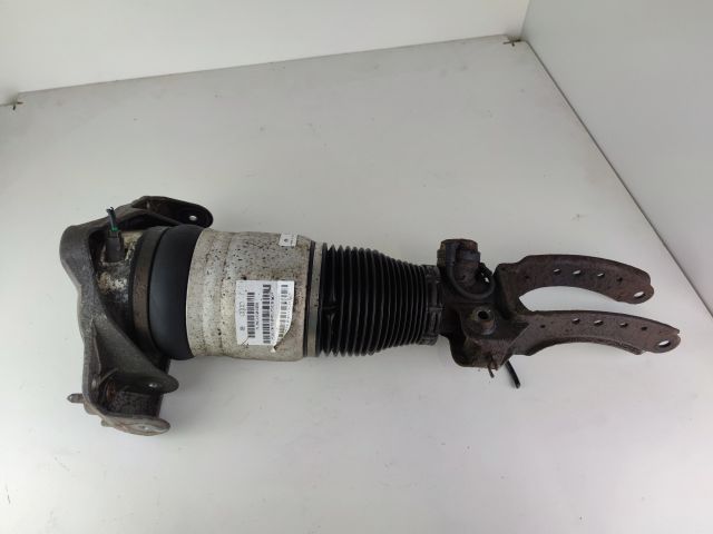 bontott AUDI Q7 Jobb első Rugó