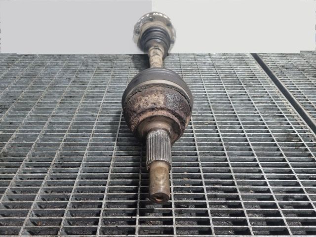 bontott AUDI Q7 Jobb Féltengely