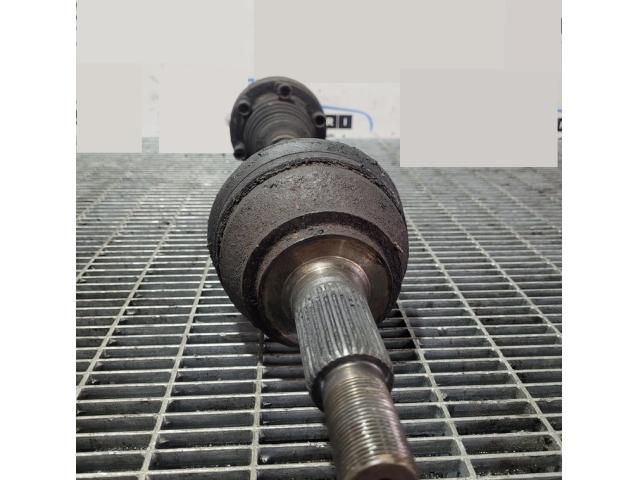 bontott AUDI Q7 Jobb Féltengely