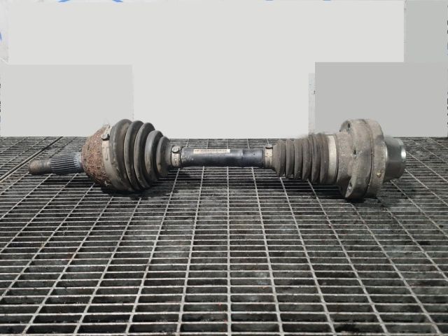 bontott AUDI Q7 Jobb Féltengely