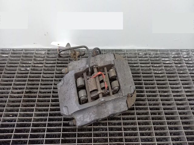 bontott AUDI Q7 Jobb hátsó Féknyereg Munkahengerrel