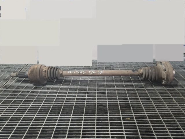 bontott AUDI Q7 Jobb hátsó Féltengely