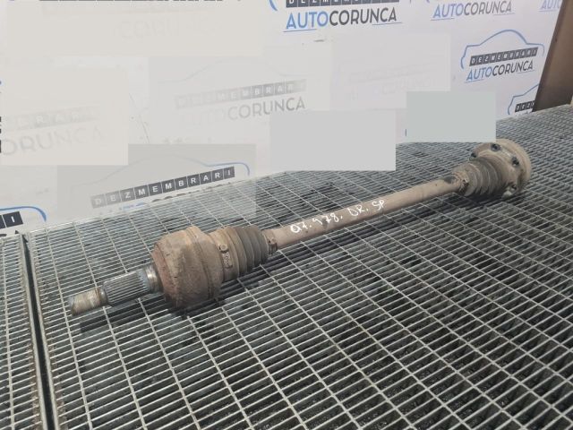 bontott AUDI Q7 Jobb hátsó Féltengely