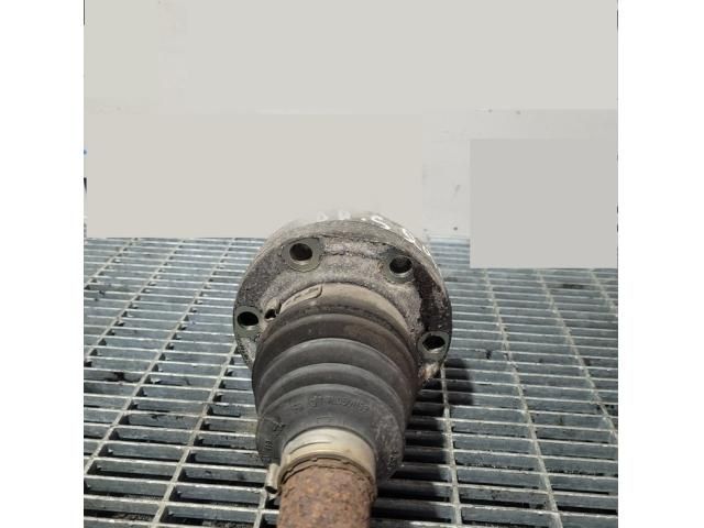 bontott AUDI Q7 Jobb hátsó Féltengely