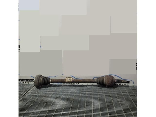 bontott AUDI Q7 Jobb hátsó Féltengely