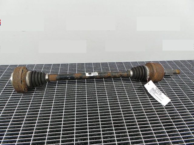 bontott AUDI Q7 Jobb hátsó Féltengely