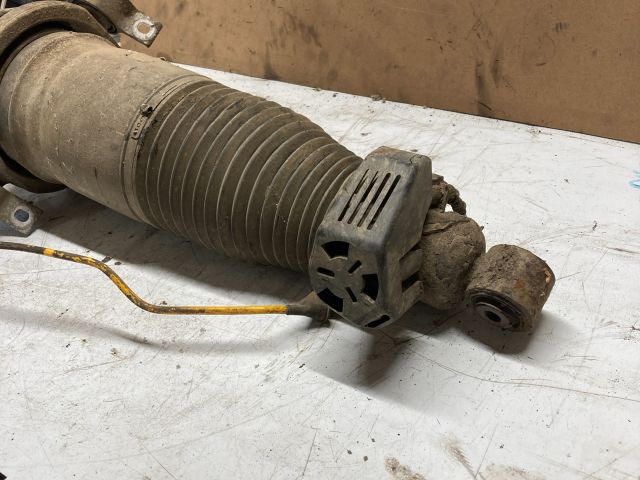 bontott AUDI Q7 Jobb hátsó Rugó