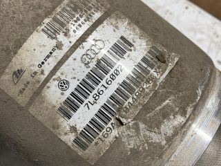 bontott AUDI Q7 Jobb hátsó Rugó