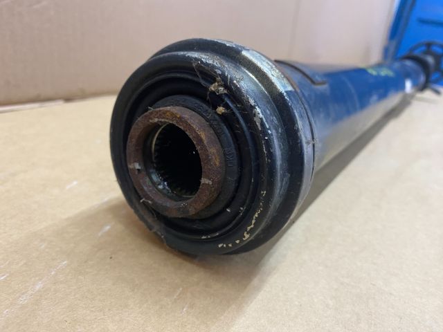 bontott AUDI Q7 Kardántengely