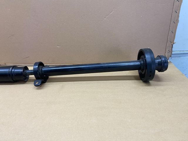 bontott AUDI Q7 Kardántengely