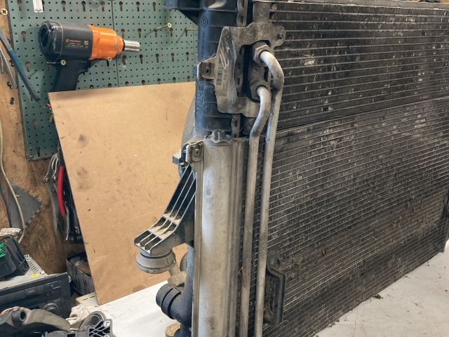 bontott AUDI Q7 Komplett Homlokfal (Részeivel)