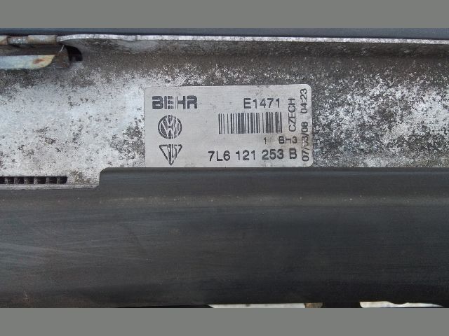 bontott AUDI Q7 Komplett Homlokfal (Részeivel)