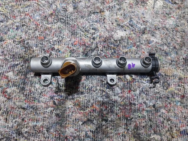 bontott AUDI Q7 Közösnyomócső