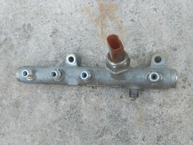 bontott AUDI Q7 Közösnyomócső