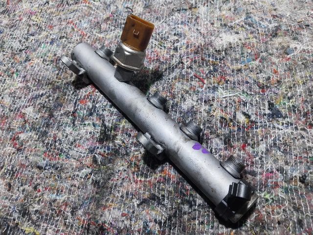 bontott AUDI Q7 Közösnyomócső