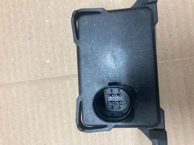 bontott AUDI Q7 Menetstabilizátor Elektronika