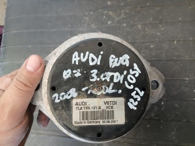 bontott AUDI Q7 Motor Tartó Bak (Pozíciófüggetlen)