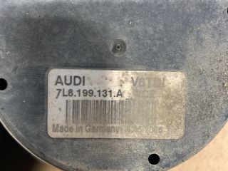 bontott AUDI Q7 Motor Tartó Bak (Pozíciófüggetlen)