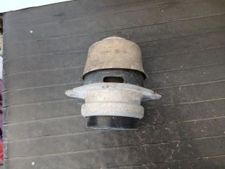 bontott AUDI Q7 Motor Tartó Bak (Pozíciófüggetlen)