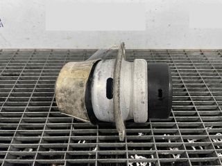 bontott AUDI Q7 Motor Tartó Bak (Pozíciófüggetlen)