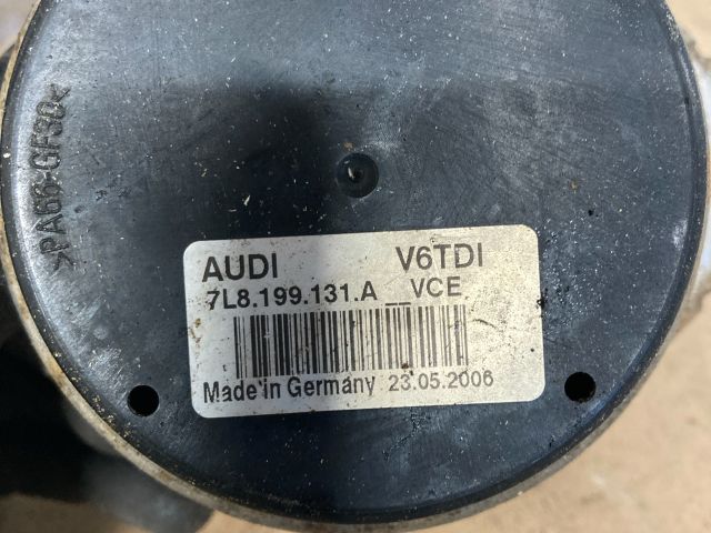bontott AUDI Q7 Motor Tartó Bak (Pozíciófüggetlen)