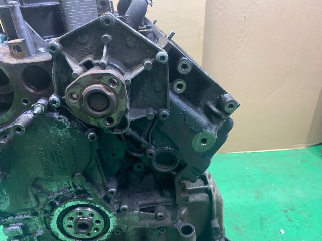 bontott AUDI Q7 Motorblokk (Fűzött)