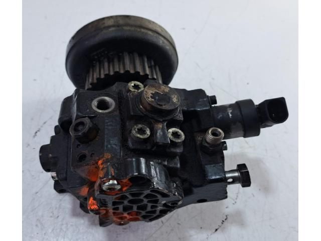 bontott AUDI Q7 Nagynyomású Szivattyú